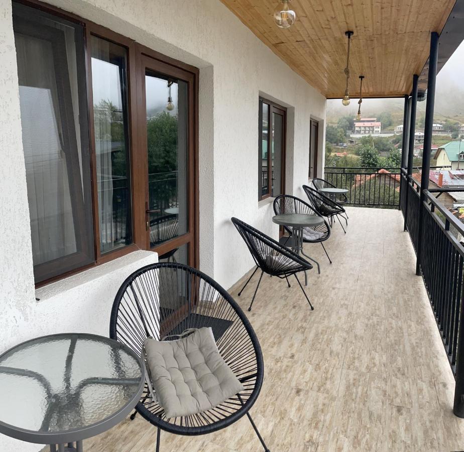Paradise Inn Kazbegi Eksteriør billede